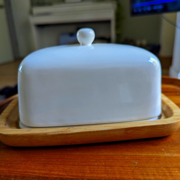 Scandi design butter dish - Picture 1 of 2